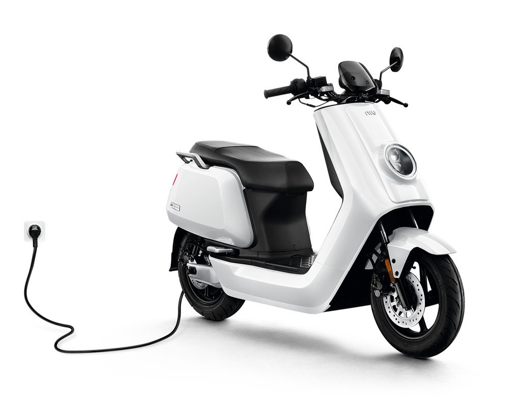 een elektrische bromfiets