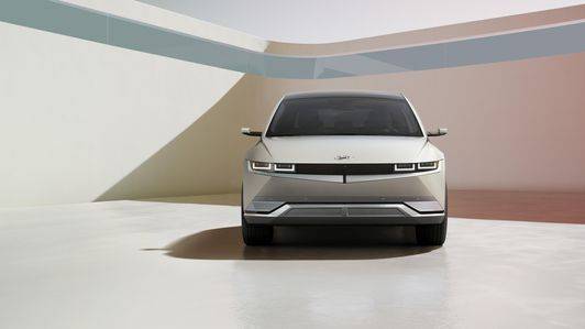 De voorkant van de nieuwe ioniq 5